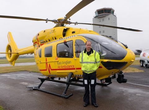 Le duc de Cambridge entame son premier poste de pilote d'ambulance aérienne