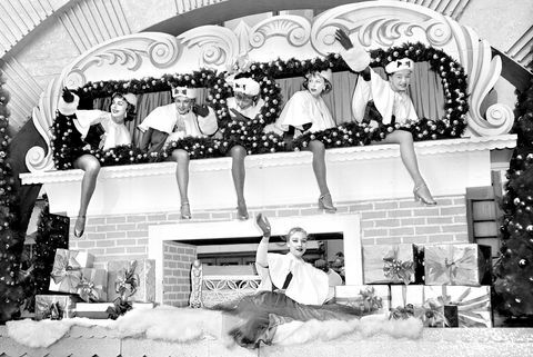 Radio City Rockettes en 1958 à Macys Thanksgiving Parade