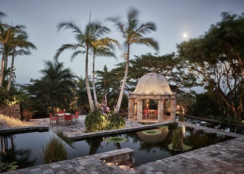 Patio extérieur au Golden Rock Inn de Nevis 