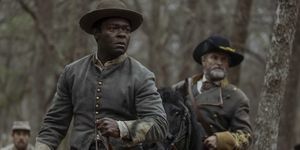 David Oyelowo dans le rôle de Bass Reeves et Shea Wighham dans le rôle de George Reeves dans Lawmen Bass Reeves, épisode 1, saison 1, streaming sur Paramount, 2023 crédit photo Emerson Millerparamount