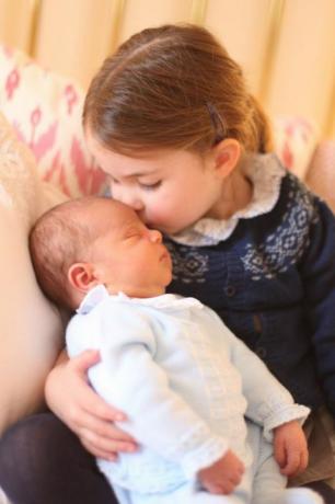 princesse charlotte et bébé louis portrait