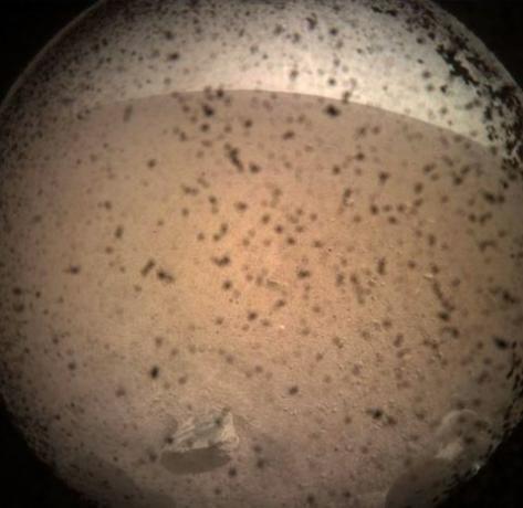 NASA Insight Lander partage sa première photo de la surface de Mars - Mars Mission Photographs