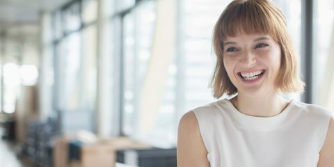 Femme heureuse, sourire