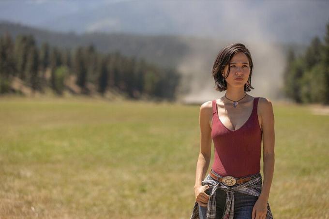 Kelsey Asbille comme Monica Dutton sur Yellowstone