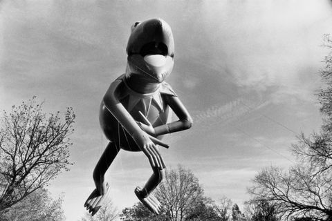 Kermit la grenouille ballon au défilé de Thanksgiving 1990 Macy